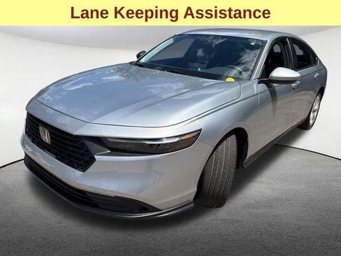 Used 2025 Honda Accord LX image 5