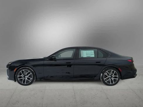 New 2025 BMW 760i xDrive w/ Executive Package image 5