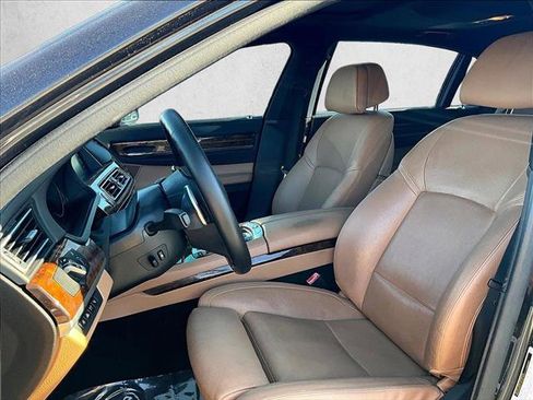 Used 2015 BMW 740Li xDrive image 27
