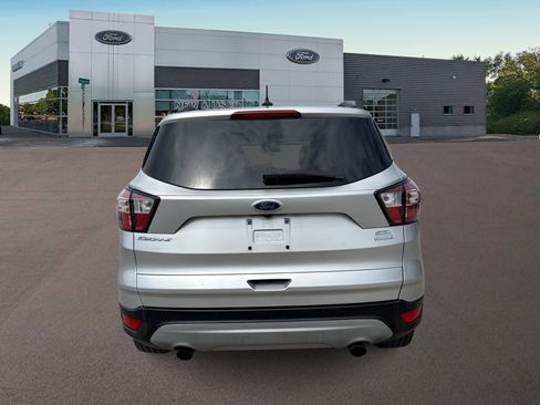 Used 2018 Ford Escape SEL FWD image 10
