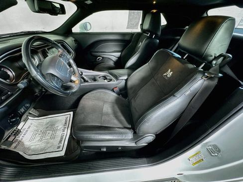 Used 2019 Dodge Challenger R/T Scat Pack w/ Plus Package RWD image 15