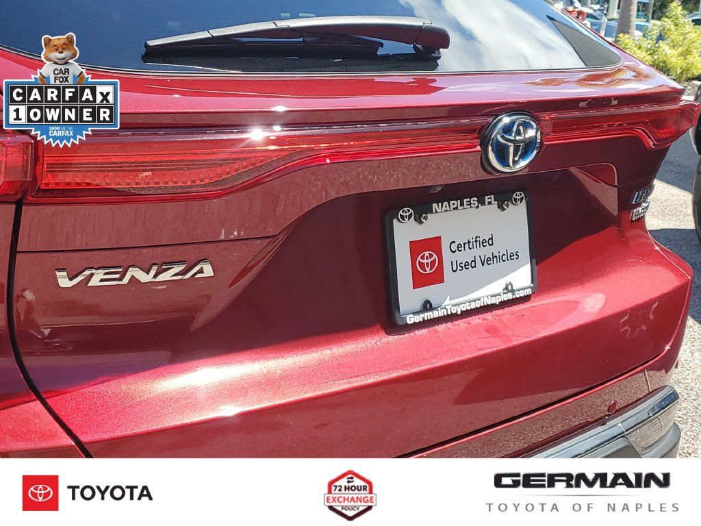 Used 2021 Toyota Venza Limited AWD/4WD image 17