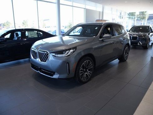 New 2026 BMW X3 xDrive30 w/ Premium Package image 2