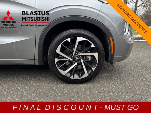 Used 2022 Mitsubishi Outlander SEL image 7