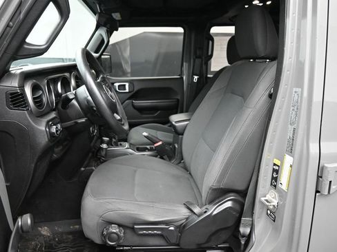 Used 2021 Jeep Gladiator Sport AWD/4WD image 11