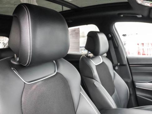 Used 2023 Genesis GV70 2.5T Sport Prestige w/ Sport Prestige Package image 44