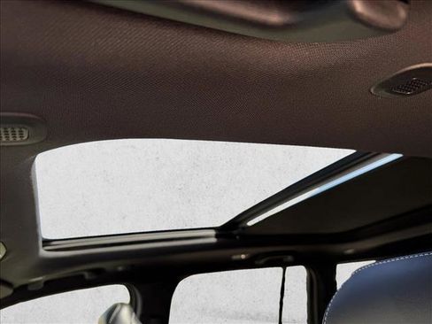 Used 2024 Jeep Grand Cherokee Limited 4xe image 11