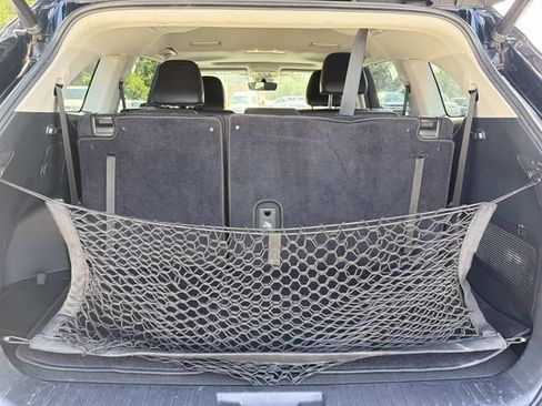Used 2022 Toyota Highlander XLE FWD image 20