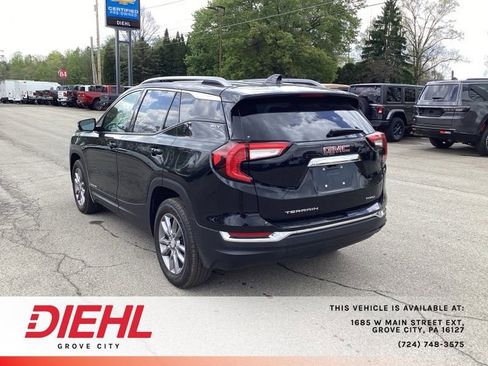 Used 2024 GMC Terrain SLT AWD/4WD image 5