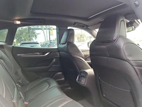 Used 2019 Maserati Levante GranSport AWD/4WD image 48