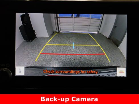 Used 2024 Toyota RAV4 XLE image 21