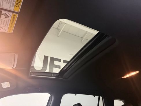 Used 2023 Honda Passport Elite image 14