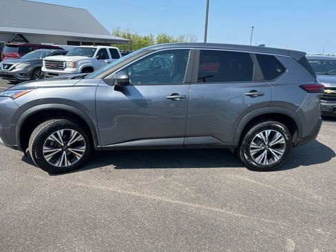 Used 2023 Nissan Rogue SV AWD/4WD image 4