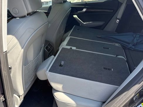 Used 2018 Audi Q5 Premium AWD/4WD image 8