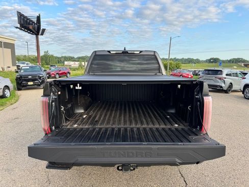 Used 2025 Toyota Tundra Limited AWD/4WD image 16