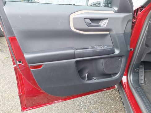 Used 2025 Ford Bronco Sport Big Bend image 9