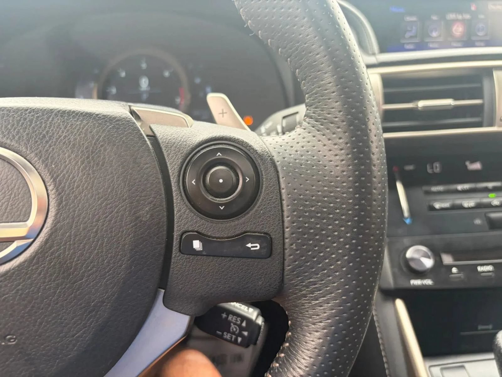 Used 2014 Lexus IS 350 AWD w/ F Sport Package image 18