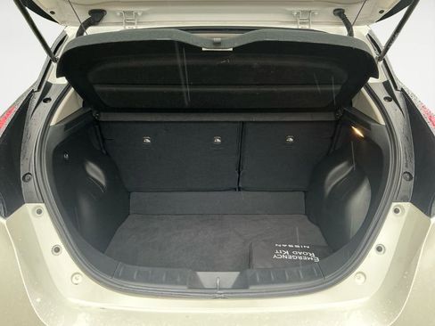 Used 2023 Nissan Leaf SV Plus image 17