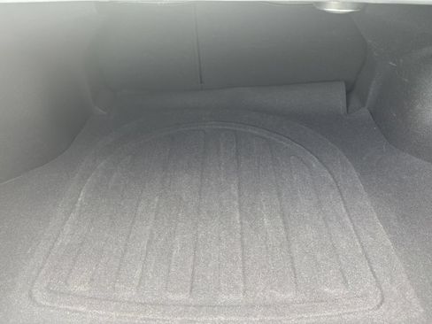 Used 2025 Hyundai Elantra Limited FWD image 28