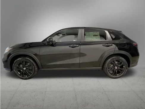 New 2027 Honda HR-V Sport image 2