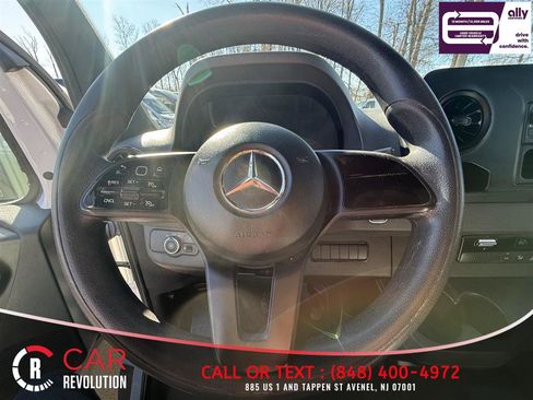 Used 2023 Mercedes-Benz Sprinter 2500 image 12
