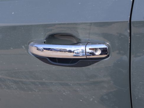 Used 2025 Chevrolet Silverado 1500 LTZ w/ LTZ Convenience Package II image 22