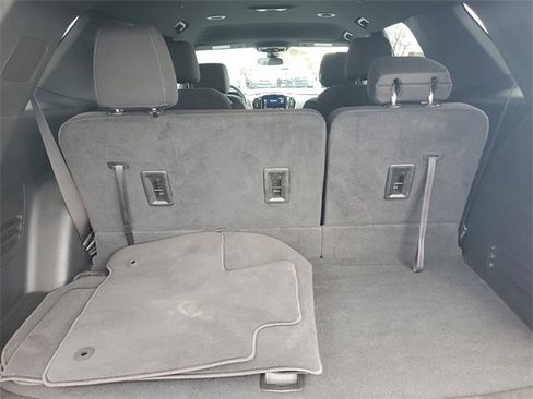 Certified 2023 Chevrolet Traverse LT image 6