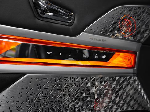 Used 2023 BMW 760i xDrive w/ Parking Assistance Package image 54