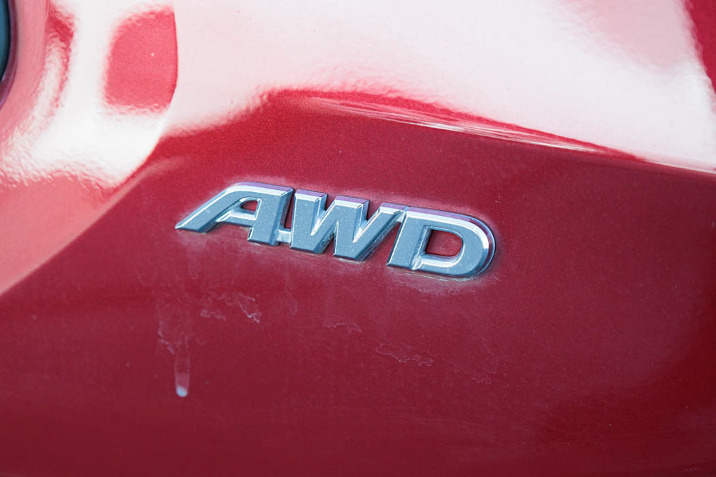 Used 2021 Toyota RAV4 XLE w/ Convenience Package AWD/4WD image 6