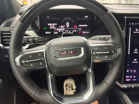 New 2027 GMC Acadia Elevation w/ Super Cruise Package AWD/4WD image 14
