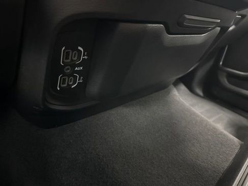 Used 2019 RAM 1500 Laramie image 43