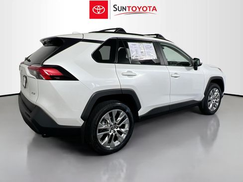 Used 2025 Toyota RAV4 XLE Premium w/ Weather Package FWD image 4