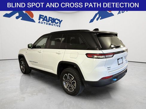 Used 2024 Jeep Grand Cherokee Trailhawk AWD/4WD image 7