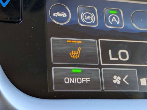 Certified 2025 Subaru Outback Premium image 28