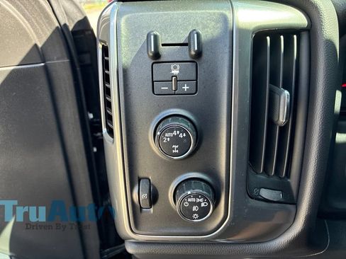 Used 2017 Chevrolet Silverado 1500 LT w/ All Star Edition AWD/4WD image 35
