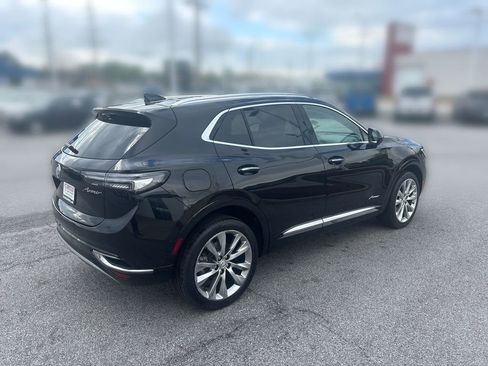 Used 2022 Buick Envision Avenir w/ Technology Package II AWD/4WD image 8