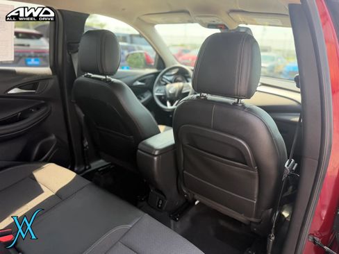 Used 2022 Buick Encore GX Preferred w/ Cold Weather Comfort Package AWD/4WD image 19