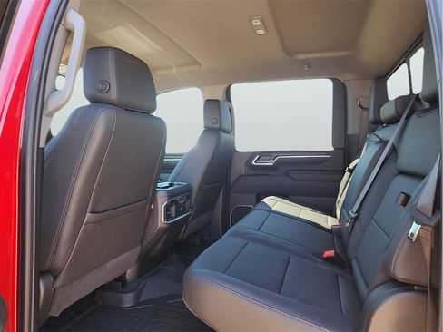 New 2025 GMC Sierra 2500 SLT w/ Texas SLT Premium Package image 18