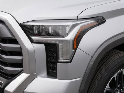 Used 2024 Toyota Tundra Limited image 16