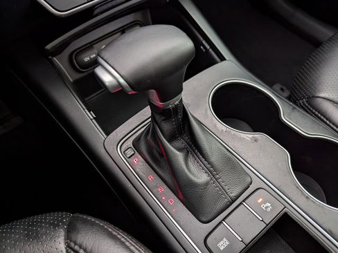 Used 2020 Kia Sorento S image 18