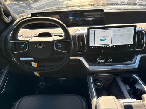 New 2025 Ford Expedition Max Platinum w/ Stealth Performance Package image 26