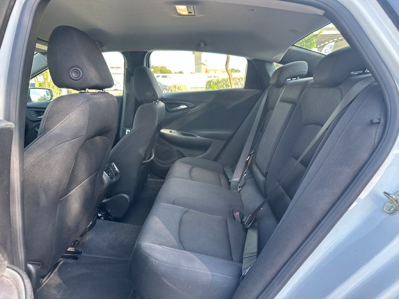 Used 2025 Chevrolet Malibu LT FWD image 23