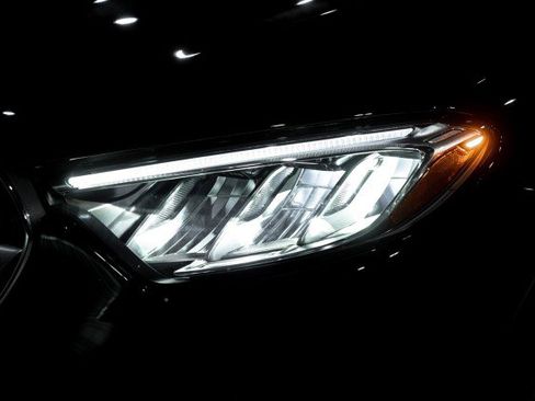 New 2026 Mercedes-Benz GLC 300 4MATIC image 8