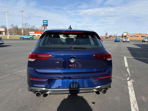 Used 2022 Volkswagen GTI SE image 6