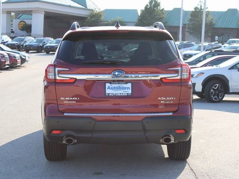 Used 2025 Subaru Ascent Limited w/ Popular Package #2 image 6