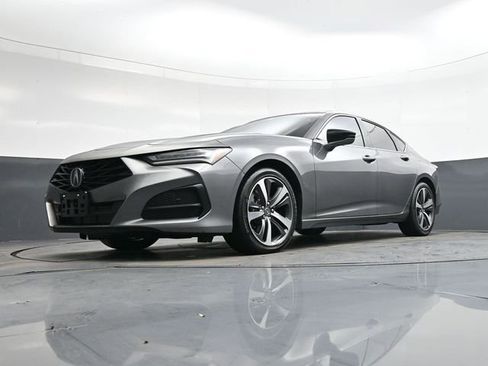 Certified 2025 Acura TLX w/ Technology Package image 33