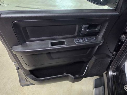 Used 2019 RAM 1500 Express w/ Express Value Package image 15