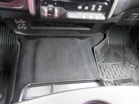 Used 2025 RAM 2500 Lone Star AWD/4WD image 35