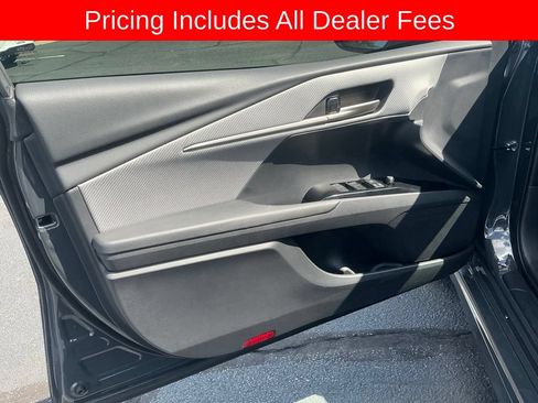 Used 2025 Toyota Camry SE w/ Convenience Package AWD/4WD image 9