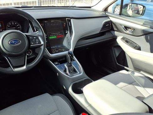 Used 2025 Subaru Outback Premium w/ Popular Package #1A image 5